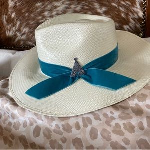 🩵NWOT Charlie 1 Horse Old Apache Hat